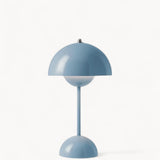 Vayana | Minimalist LED Table Lamp with Adjustable Light Tones