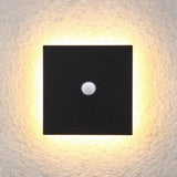 Tarev | Minimalist Round and Square Outdoor LED Wall Light with IP65 Waterproof Rating in Black or White