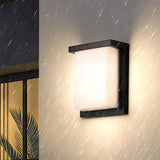 Liro | Modern Black Aluminium Outdoor Wall Light with IP65 Rating in Two Sizes for Garden and Patio