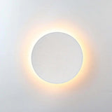 Tarev | Minimalist Round and Square Outdoor LED Wall Light with IP65 Waterproof Rating in Black or White