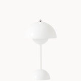 Vayana | Minimalist LED Table Lamp with Adjustable Light Tones