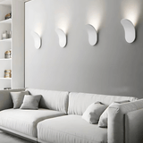 Seluna | Curved Metal Wall Light with Integrated LED for Warm Interior Lighting