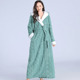 Sorinel | Hooded Knit Bathrobe with Two Front Pockets and Loose Fit for Bathroom and Bedroom