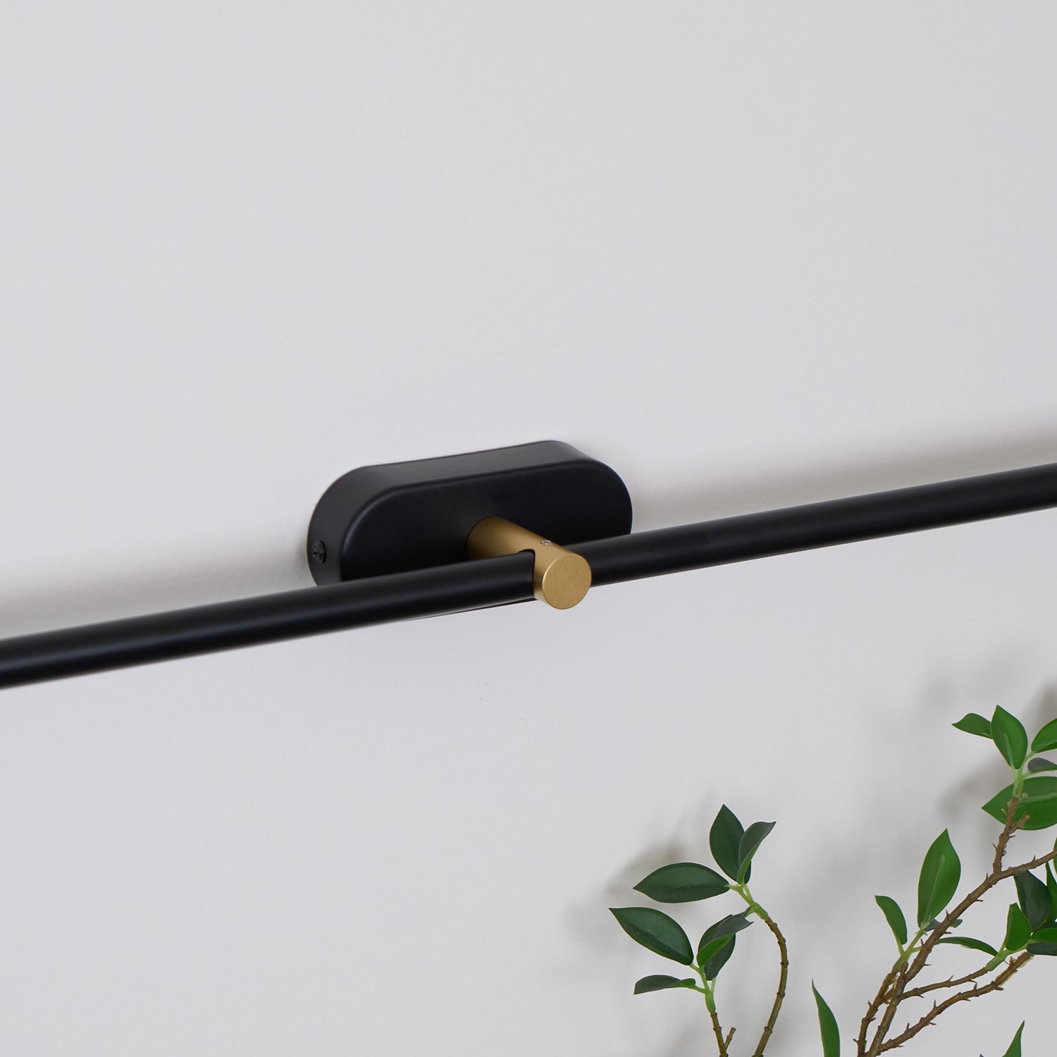 Slim Minimalist Wall Lamp with LED 18
