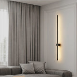 Minimalist LED Wall Lamp in Black or Gold 3