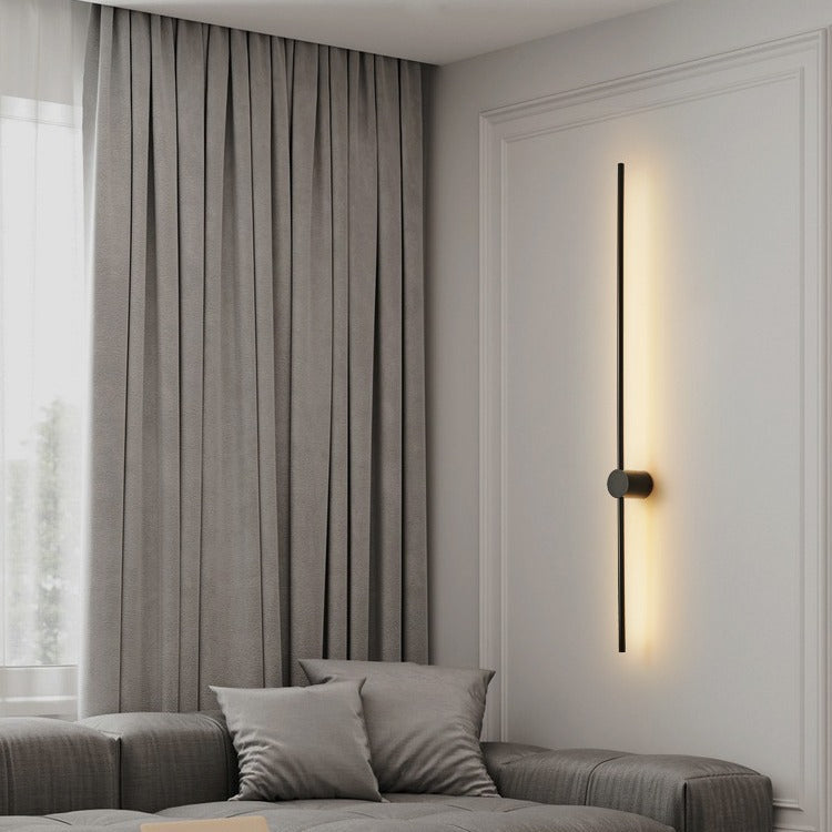 Minimalist LED Wall Lamp in Black or Gold 3