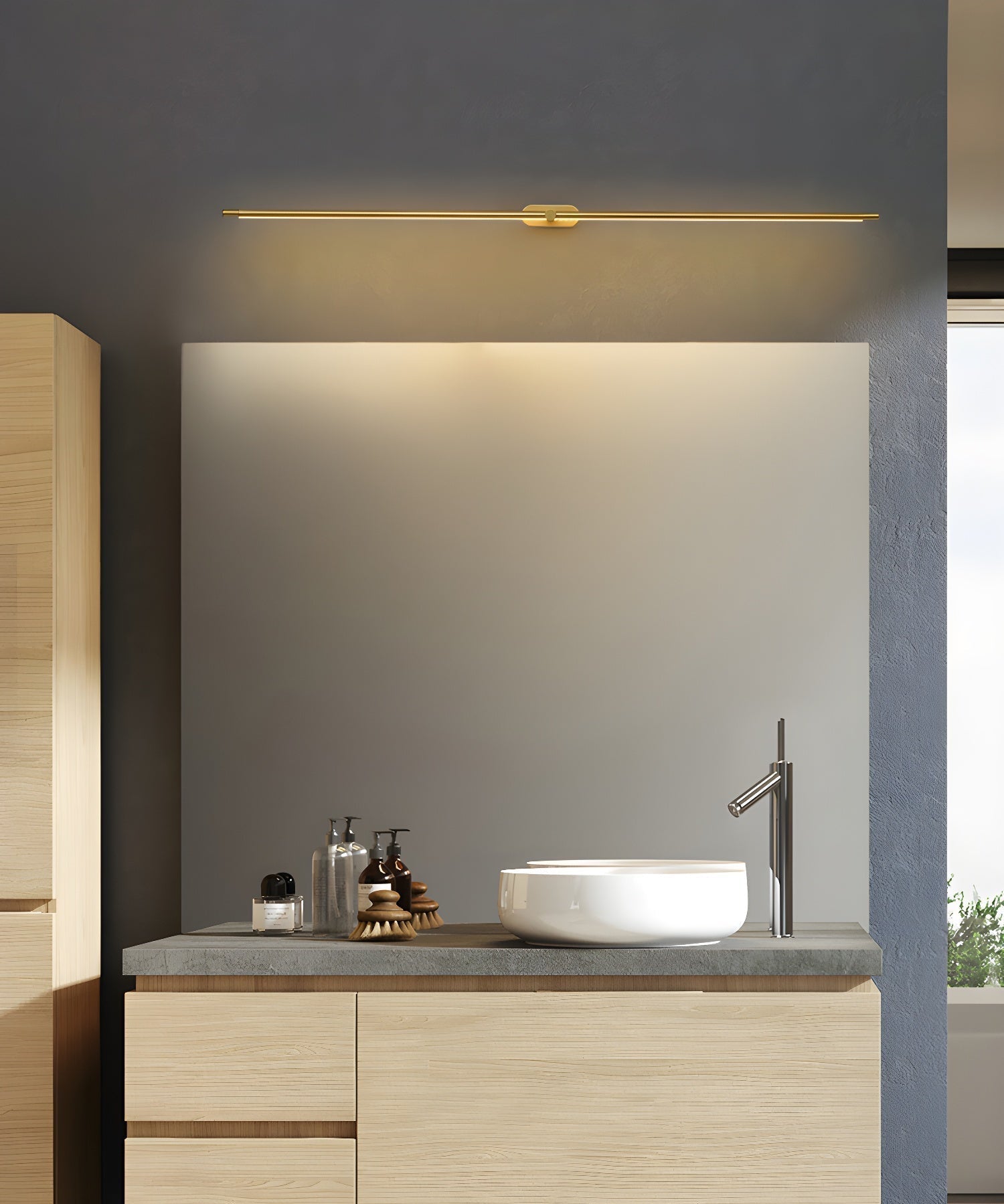 Slim Minimalist Wall Lamp with LED 3