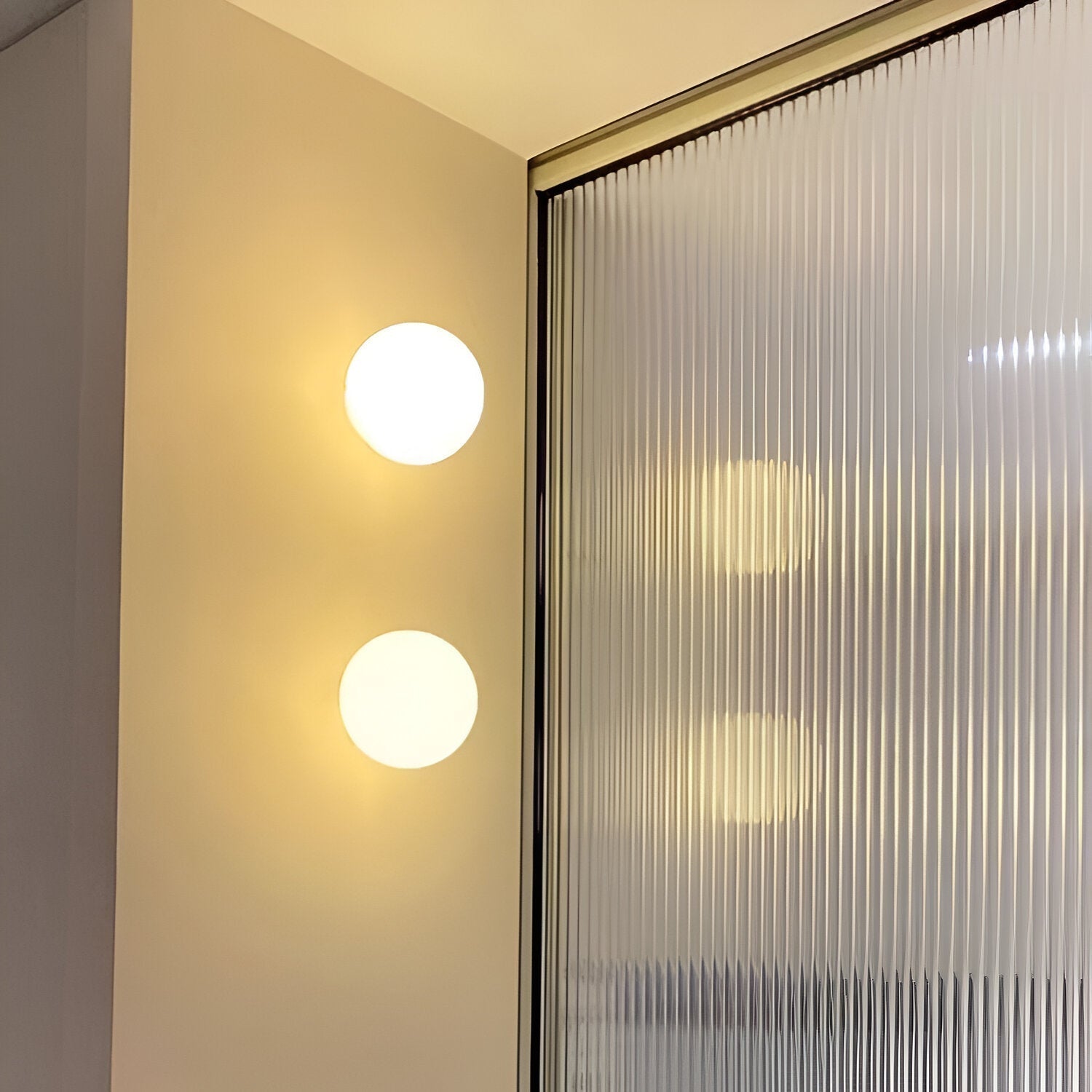 Farleigh wall light photo 5