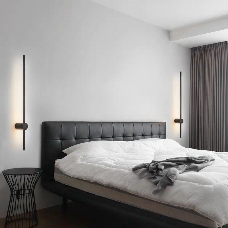 Minimalist LED Wall Lamp in Black or Gold 8