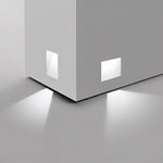 Latimer step light photo 9