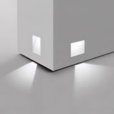 Latimer step light photo 9