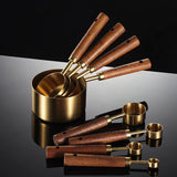Ulo | 8-Piece Measuring Set with Solid Oak Handles and Engraved Graduations for Cooking and Baking
